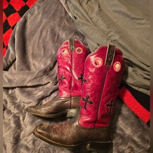 Womens ariat boots 10